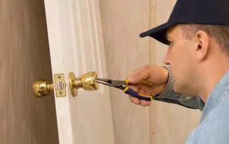 Golden Locksmith Services Darien, IL 630-823-0587 Golden Locksmith Services Darien, IL 630-823-0587 - 2-Cheap-Locksmith