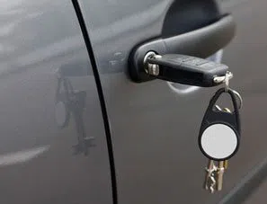 Golden Locksmith Services Darien, IL 630-823-0587 - 21-Unlock-Car
